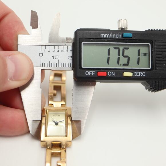 Guess Womens Gold Tone Rectangle 18mm Watch G Link Bracelet w New Battery - Picture 2 of 15